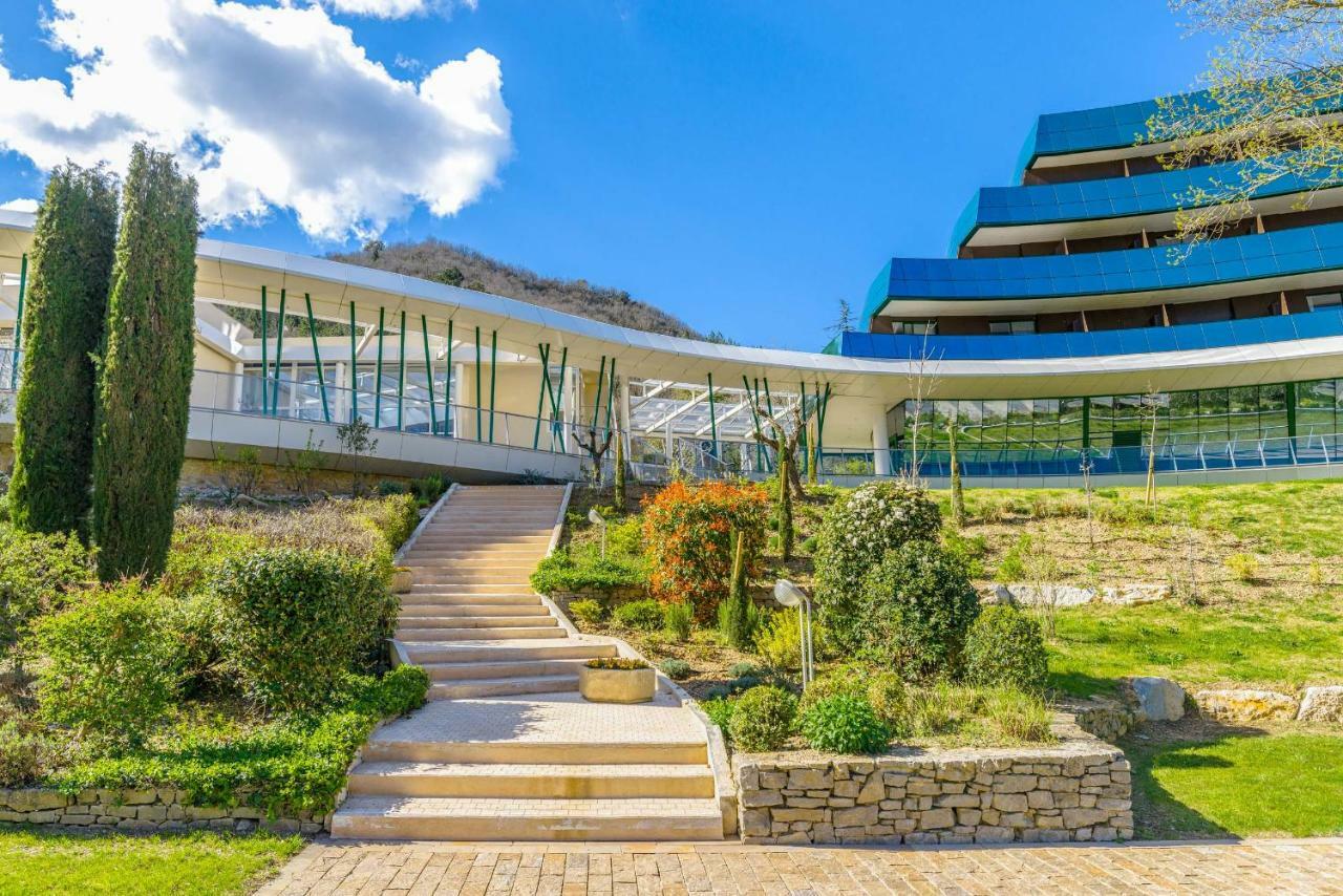 Eau Thermale Avène l'hôtel Avene Exterior foto